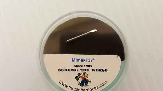 Mimaki-37-blade2